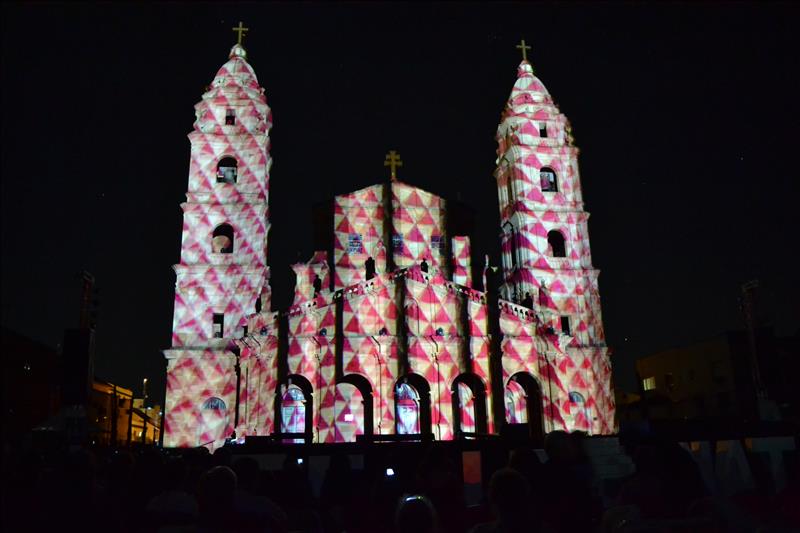 Vitrais de Natal atrai visitantes para Santo Ângelo